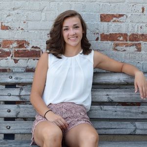 Meet your Posher, Michaela